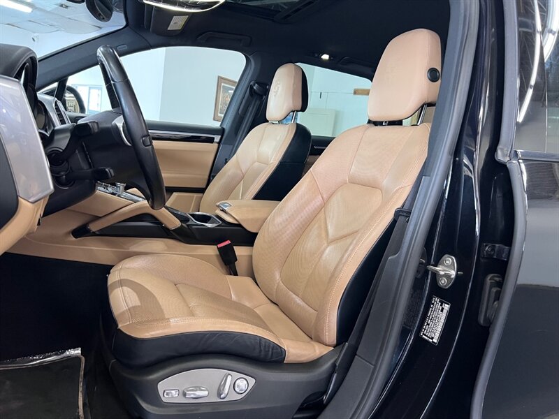 2014 Porsche Cayenne Platinum Edition Diesel photo 22