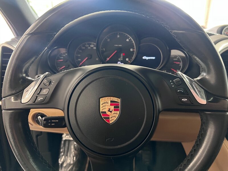 2014 Porsche Cayenne Platinum Edition Diesel photo 25