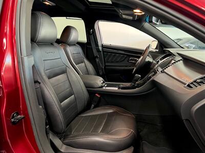 2013 Ford Taurus SHO   - Photo 38 - Grand Rapids, MI 49548