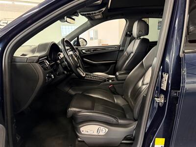 2020 Porsche Macan S   - Photo 33 - Grand Rapids, MI 49548