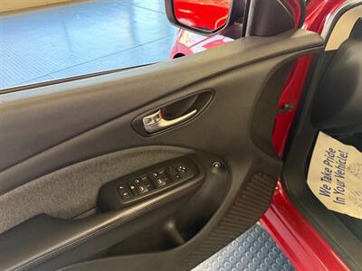 2013 Dodge Dart SXT   - Photo 14 - Grand Rapids, MI 49548