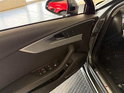 2017 Audi A4 2.0T quattro Prestige - Photo 19 - Grand Rapids, MI 49548