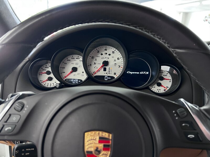 2014 Porsche Cayenne GTS photo 29