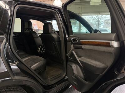 2013 Porsche Cayenne GTS   - Photo 35 - Grand Rapids, MI 49548