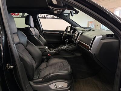2013 Porsche Cayenne GTS   - Photo 33 - Grand Rapids, MI 49548