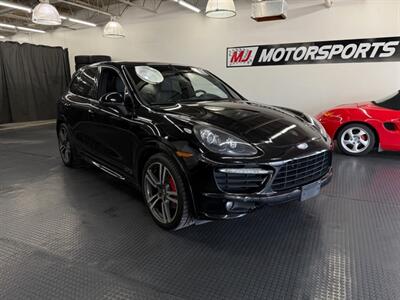 2013 Porsche Cayenne GTS   - Photo 2 - Grand Rapids, MI 49548