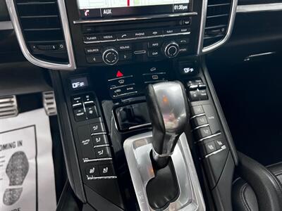 2016 Porsche Cayenne S   - Photo 32 - Grand Rapids, MI 49548