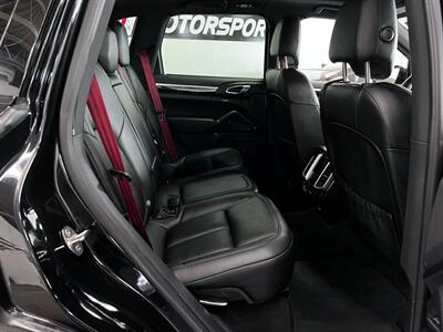 2016 Porsche Cayenne S   - Photo 42 - Grand Rapids, MI 49548