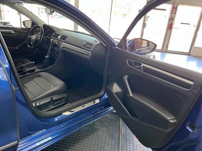 2017 Volkswagen Passat 1.8T R-Line   - Photo 32 - Grand Rapids, MI 49548
