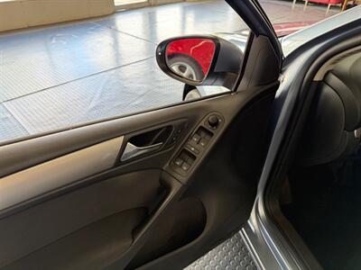 2012 Volkswagen Golf TDI - Photo 13 - Grand Rapids, MI 49548