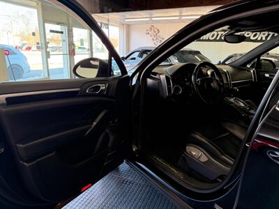 2014 Porsche Cayenne Platinum Diesel   - Photo 21 - Grand Rapids, MI 49548