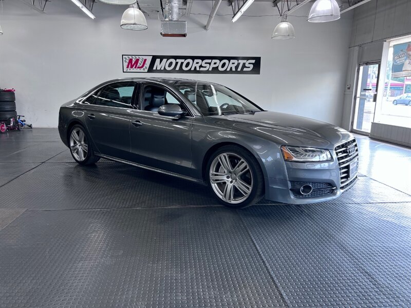 2016 Audi A8 L 4.0T quattro Sport - Photo 1 - Grand Rapids, MI 49548
