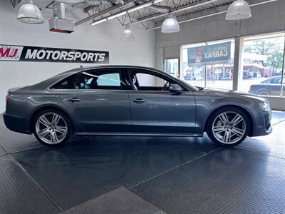 2016 Audi A8 L 4.0T quattro Sport   - Photo 9 - Grand Rapids, MI 49548