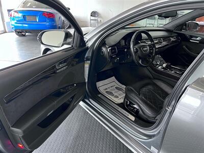 2016 Audi A8 L 4.0T quattro Sport   - Photo 11 - Grand Rapids, MI 49548