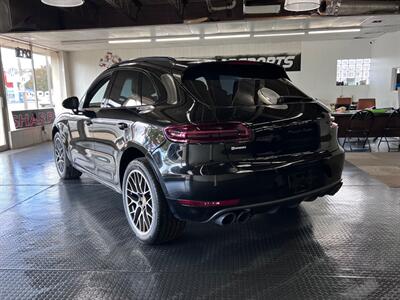 2017 Porsche Macan Turbo   - Photo 8 - Grand Rapids, MI 49548