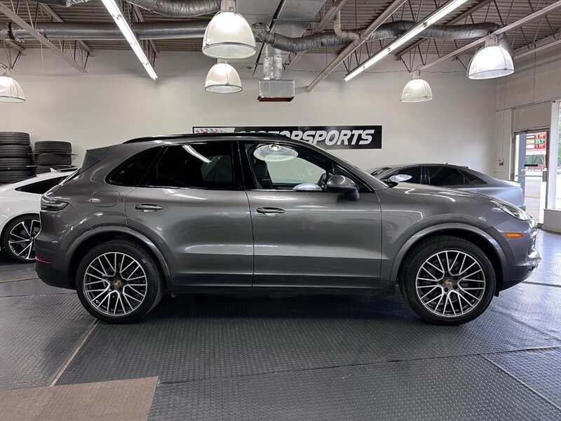 2019 Porsche Cayenne S photo 10