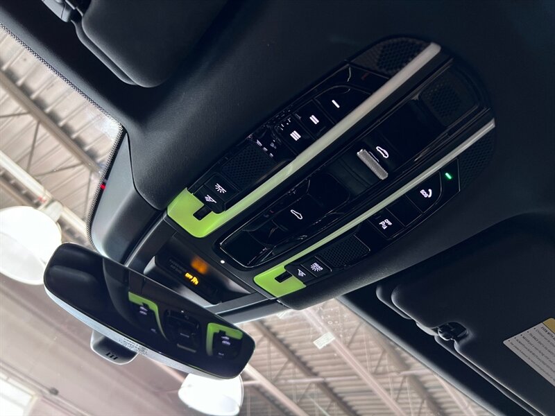 2019 Porsche Cayenne S photo 24