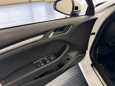 2017 Audi A3 Sportback e-tron 1.4T Prestige   - Photo 14 - Grand Rapids, MI 49548