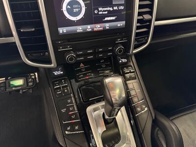 2017 Porsche Cayenne S   - Photo 48 - Grand Rapids, MI 49548
