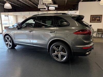 2017 Porsche Cayenne S   - Photo 10 - Grand Rapids, MI 49548
