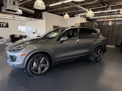 2017 Porsche Cayenne S   - Photo 8 - Grand Rapids, MI 49548