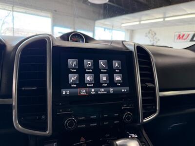 2017 Porsche Cayenne S   - Photo 45 - Grand Rapids, MI 49548