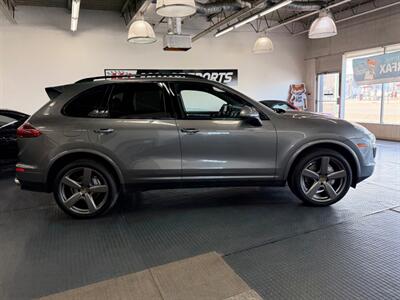 2017 Porsche Cayenne S   - Photo 16 - Grand Rapids, MI 49548