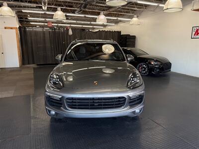 2017 Porsche Cayenne S   - Photo 4 - Grand Rapids, MI 49548