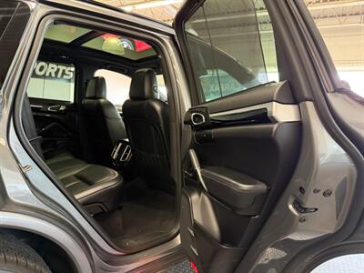 2017 Porsche Cayenne S   - Photo 55 - Grand Rapids, MI 49548