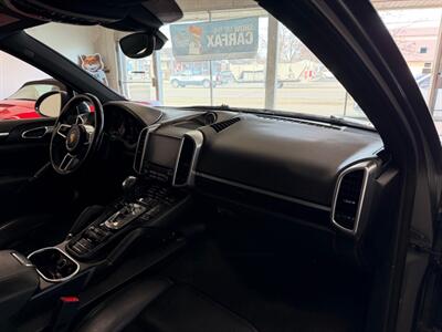 2017 Porsche Cayenne S   - Photo 52 - Grand Rapids, MI 49548