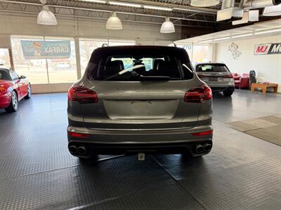 2017 Porsche Cayenne S   - Photo 11 - Grand Rapids, MI 49548