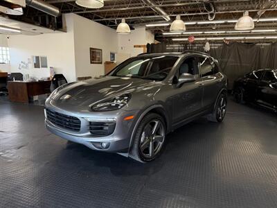 2017 Porsche Cayenne S   - Photo 6 - Grand Rapids, MI 49548