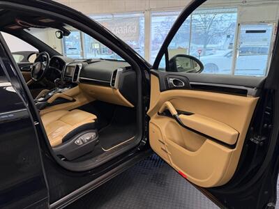 2014 Porsche Cayenne Platinum Diesel   - Photo 33 - Grand Rapids, MI 49548