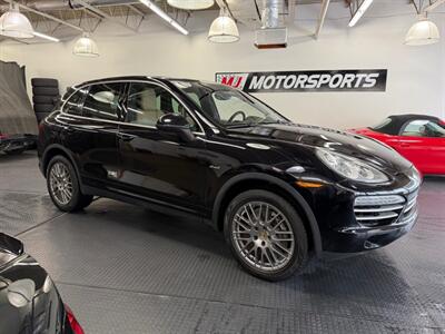 2014 Porsche Cayenne Platinum Diesel   - Photo 12 - Grand Rapids, MI 49548