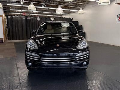 2014 Porsche Cayenne Platinum Diesel   - Photo 3 - Grand Rapids, MI 49548