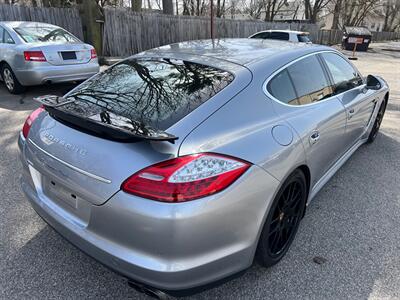 2010 Porsche Panamera Turbo   - Photo 11 - Grand Rapids, MI 49548