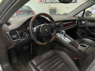 2010 Porsche Panamera Turbo   - Photo 21 - Grand Rapids, MI 49548