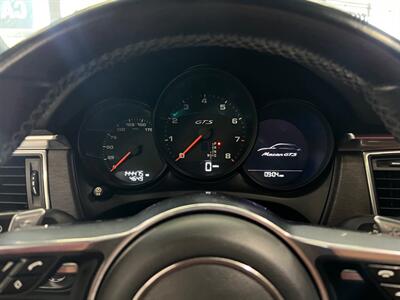 2017 Porsche Macan GTS   - Photo 27 - Grand Rapids, MI 49548