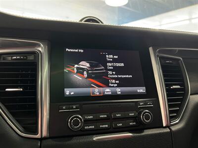 2017 Porsche Macan GTS   - Photo 37 - Grand Rapids, MI 49548