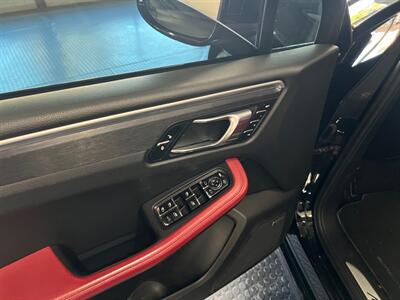 2017 Porsche Macan GTS   - Photo 17 - Grand Rapids, MI 49548