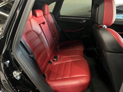 2017 Porsche Macan GTS   - Photo 47 - Grand Rapids, MI 49548