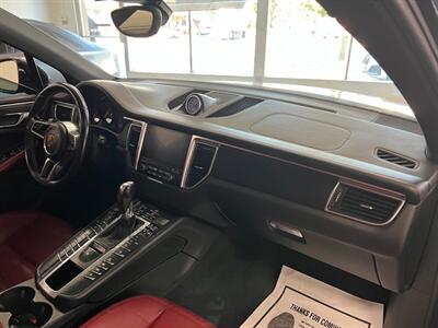 2017 Porsche Macan GTS   - Photo 42 - Grand Rapids, MI 49548