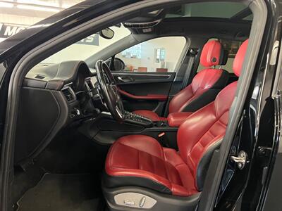 2017 Porsche Macan GTS   - Photo 19 - Grand Rapids, MI 49548