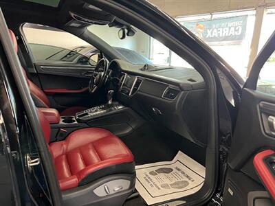 2017 Porsche Macan GTS   - Photo 41 - Grand Rapids, MI 49548
