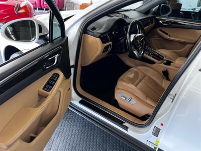 2017 Porsche Macan   - Photo 12 - Grand Rapids, MI 49548