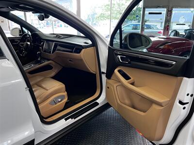 2017 Porsche Macan   - Photo 23 - Grand Rapids, MI 49548