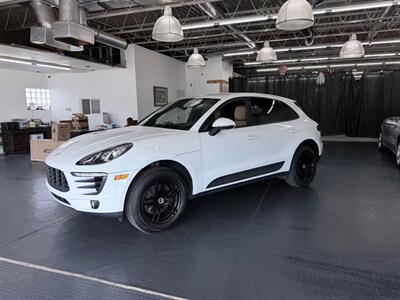 2017 Porsche Macan   - Photo 5 - Grand Rapids, MI 49548