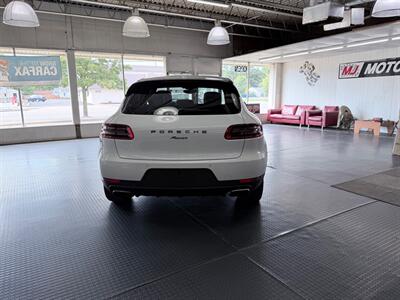 2017 Porsche Macan   - Photo 8 - Grand Rapids, MI 49548