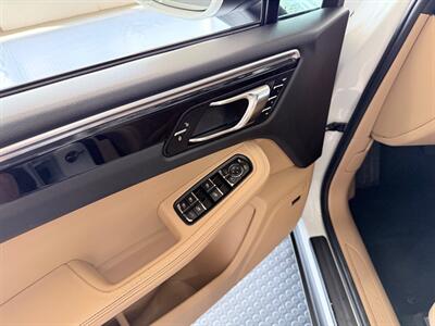 2017 Porsche Macan   - Photo 14 - Grand Rapids, MI 49548