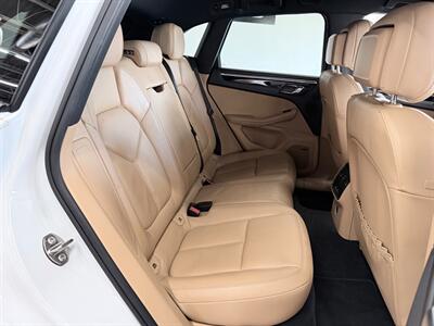 2017 Porsche Macan   - Photo 34 - Grand Rapids, MI 49548